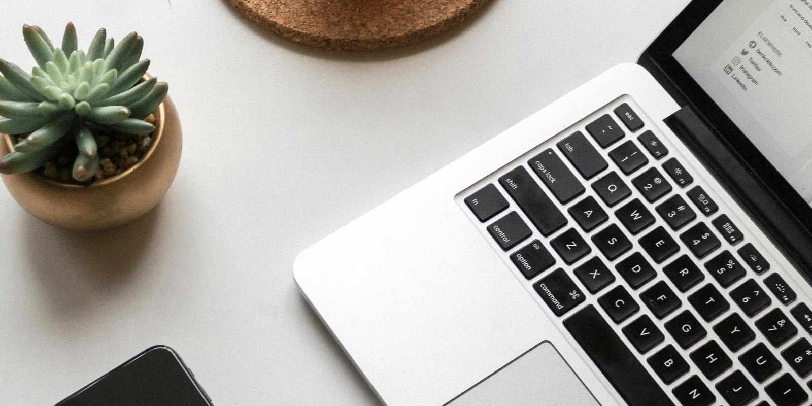 Théâtre et Cinéma : Étude des Adaptations Cinématographiques